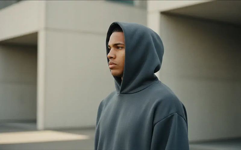 Doppellagige Hoodies: Warum 800 GSM die perfekte Silhouette schaffen